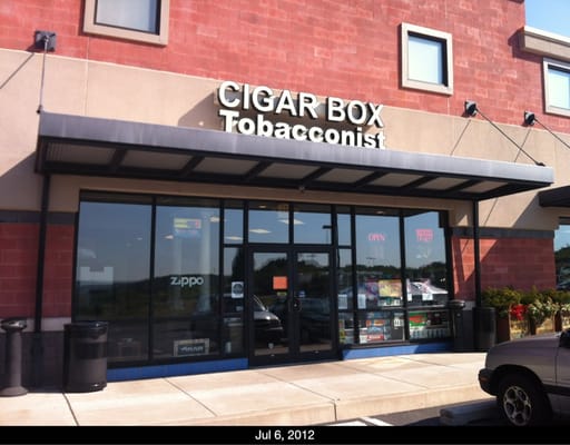 Cigar Box St.Clair Location