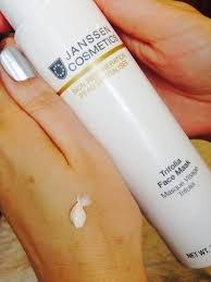 Add the Luxurious Trifolia mask by Janssen Cosmetics to any service and leave with silky skin