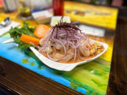 Mixed spicy seafood ceviche