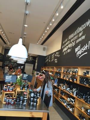 We're obsessed with Lush ;)