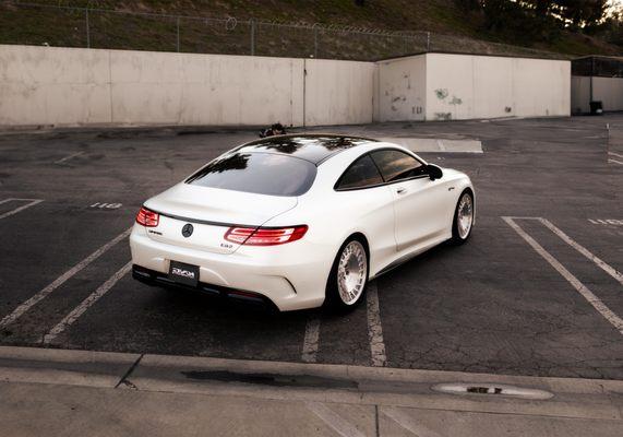 Mercedes S63 came in for a full make over to fix various broken parts and redo a full vehicle wrap. We installed 3M Satin White Pearl.