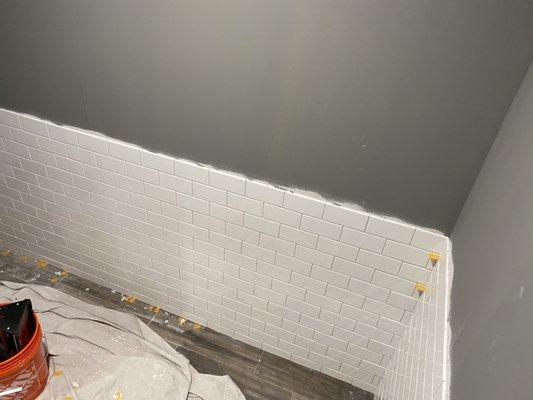 Bathroom
Bright White Ice Beveled Ceramic Wall Tile