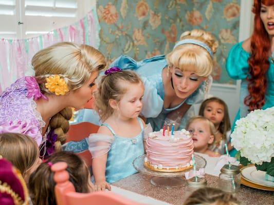 Make your child's birthday magical - invite a princess!