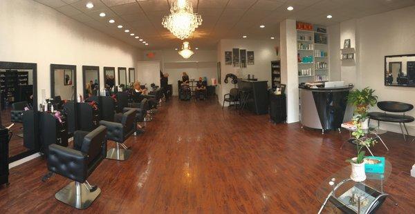 Pelham Salon!