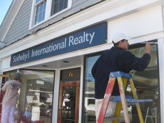 Cape Cod exterior commercial painter