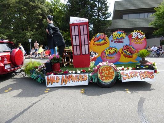 Float in the Luther Burbank Rose Parade