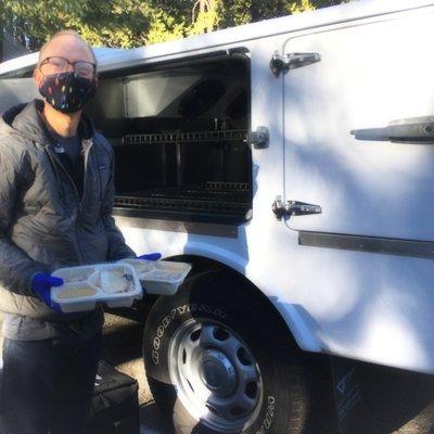 Dr. Phil Miller Volunteers for South Siskiyou Meals on Wheels