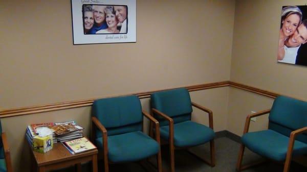 Waiting area at Dr. Mary Ricotta's general dentistry