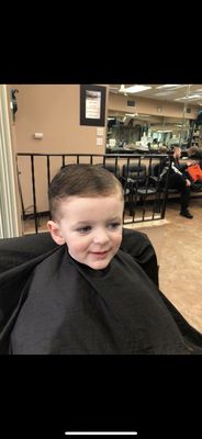 Expert in kids hair cut