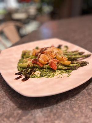 Roasted asparagus with homemade pesto