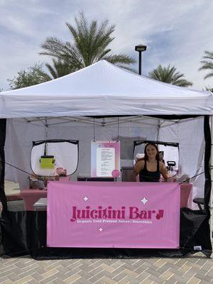 Helena offers fresh juices & smoothies