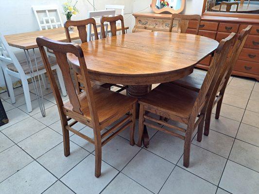 TABLE, 2 LEAVES AND 6 CHAIRS $150