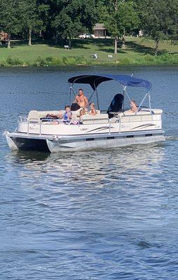 Elite GP Pontoon Rentals