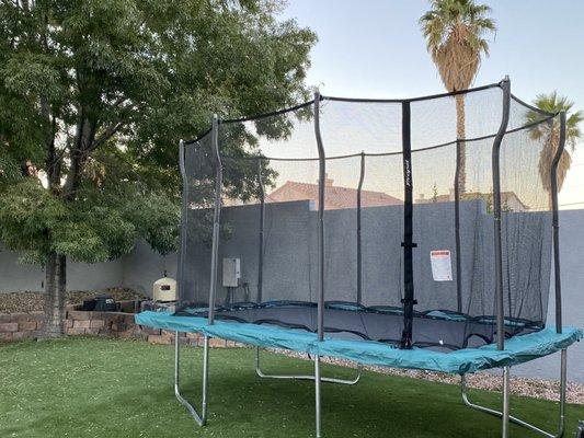 Completed trampoline assembly.