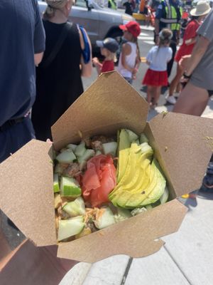 Large poke bowl w/ avocado, ginger and cucumber