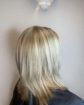 Full highlights and lowlights, layered haircut