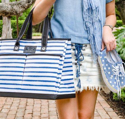 Shop Agapanthus for Scout bags!