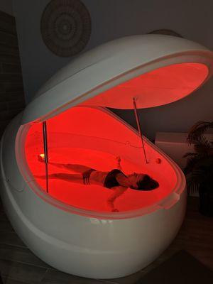 Float Spa Benefits
Reduce stress, anxiety, and depression
Decrease pain
Improve cardiovascular health
Improve focus and concentration