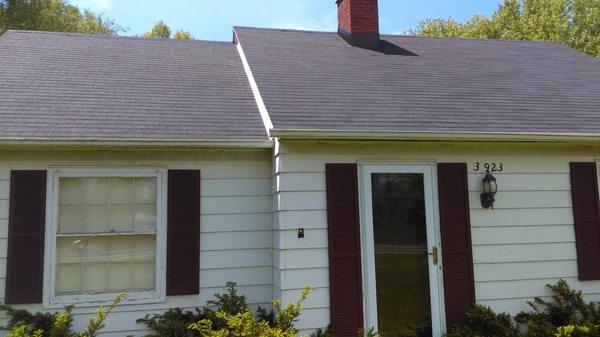 This is a completed roof.The shingles that we had to go back, 3:1 shingles.We had to match the back side of the roof