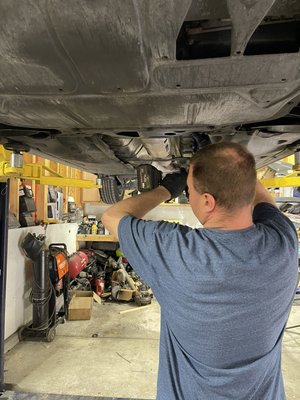 Replacing lower control arms on a 2013 Volkswagen Passat