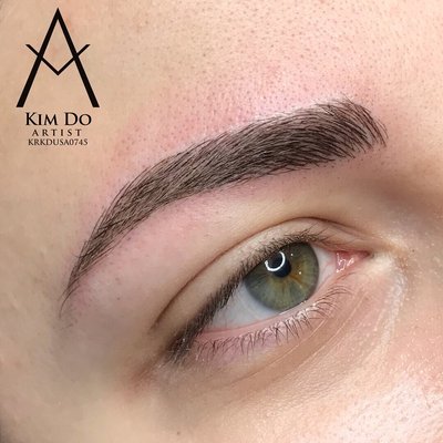 Microblading, when real hair blends in with Microblading so well!