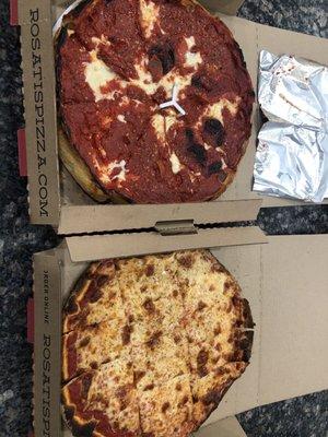 Chicago Deep Dish Pizza & thin crust