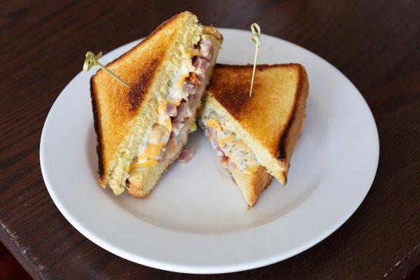 Ahi tuna melt