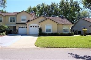 PRIMARY RESIDENCE OR INVESTMENT OPPORTUNITY! This 3/2 partially furnished open/split floor plan is located on the 5th hole and a hop,skip an