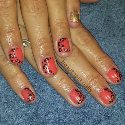 Custom CND Shellac Nail Art at Beautopia Nails in Morgantown, WV