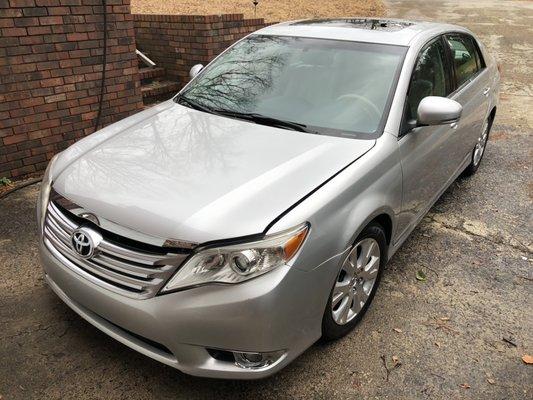 2014 Toyota Avalon detail.