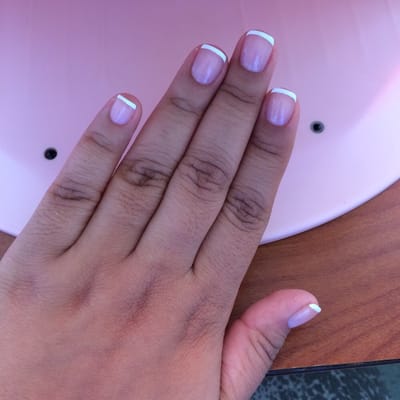 french manicure! no gel, no acrilics. au naturel