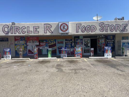 Circle R Food Store