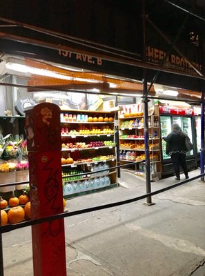 Storefront. Produce.