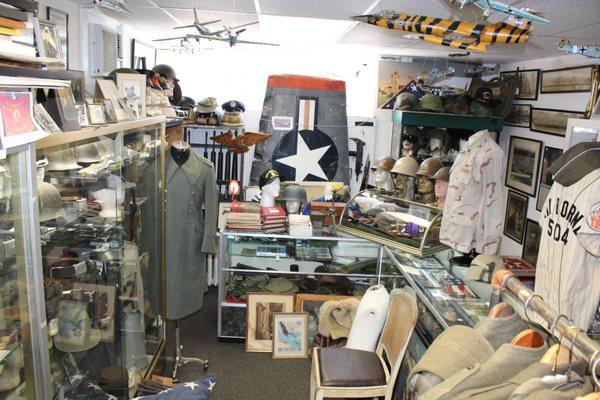 Military Collectibles Shop