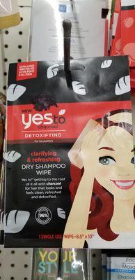 Dry shampoo wipes.