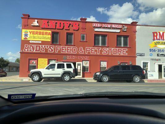 Andy's Feed & Pet Store