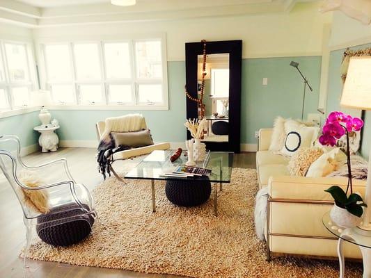 Inspire the buyer! Home staging project in Venice Beach CA!