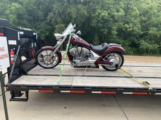 Pickup motorcycle and detail and delivery to customer in Kansas.