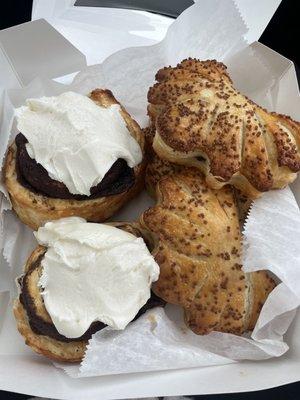 Nutella puffs and cinnamon rolls