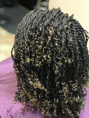 Senegalese twists short and curled