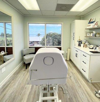 Most treatment rooms in the clinic have views of the ocean