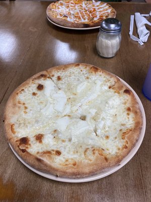 White pizza and buffalo chicken