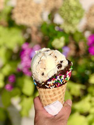 Chocolate chunk cookie dough