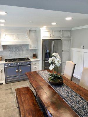 Kitchen cabinets