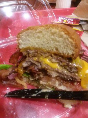 Bacon cheeseburger