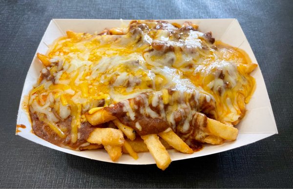 Chili cheese fries