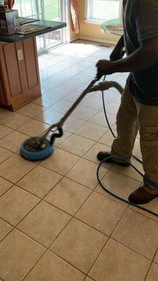 Tile clean by reliable carpet cleaning