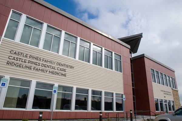 Exterior of Ridgeline Family Medicine in Castle Pines.