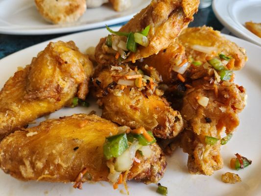 Crispy, Spicy Salt and Pepper Wings. Excellent!!!