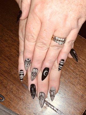 Awesome nails by Kelly